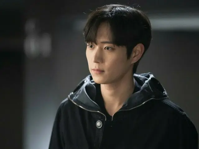 Dalam serial TV KBS "School 2021", aktor Kim Young-dae tiba-tiba menunjukkan nia