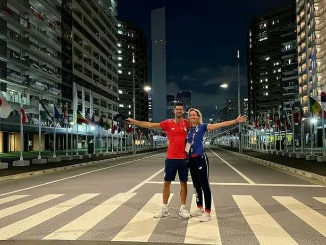 Novak Djokovic menikmati penampilannya di Desa Olimpiade di Olimpiade Tokyo, dan