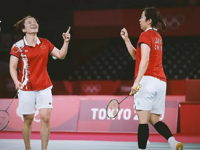 Perkataan tim China dalam pertandingan ganda putri bulu tangkis Olimpiade Tokyo 