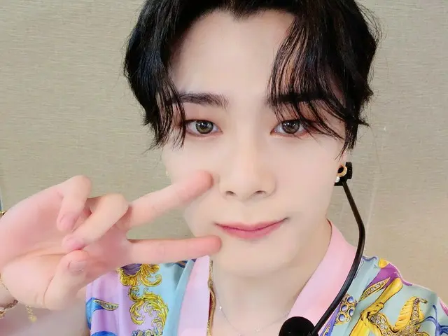 [T official] ASTRO, kamu telah bekerja keras hari ini juga! 😄 Selamat tidur dan