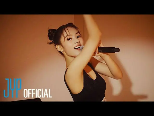 Anggota girl grup baru JYP, JINNI, berbicara tentang video sampul. ..  