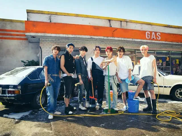 RM benar-benar berargumen bahwa "BTS" dan penggemar "ARMY" diduga mengoperasikan