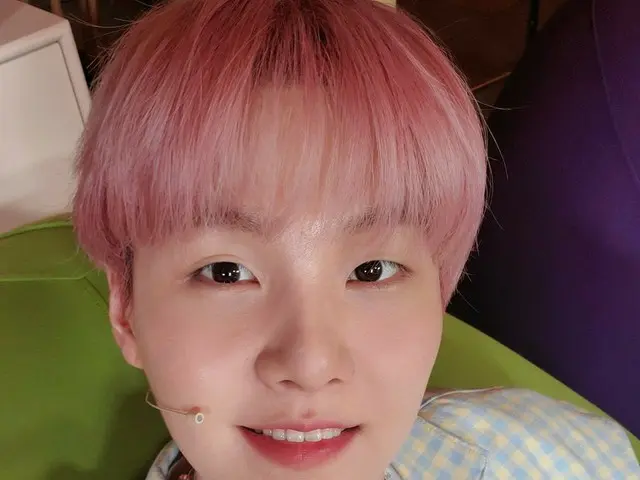 dofficialbigRT BTS_twt: Pink Pink
