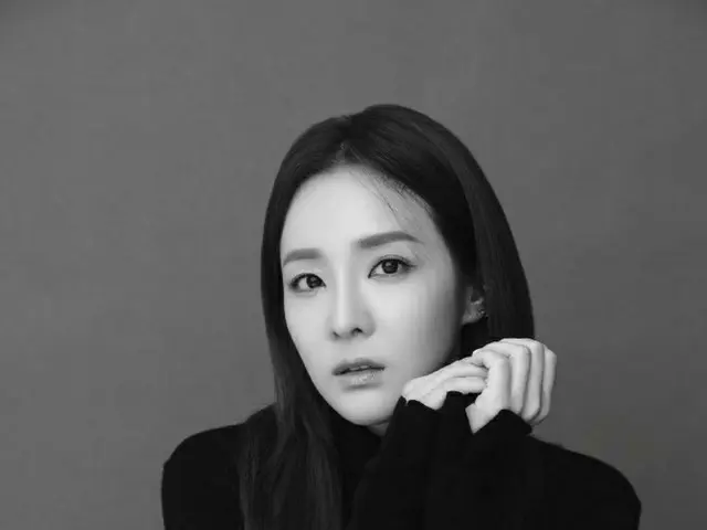 Kontrak eksklusif dengan Darla (2NE1) dan ABYSS COMPANY milik Sunmi. ..