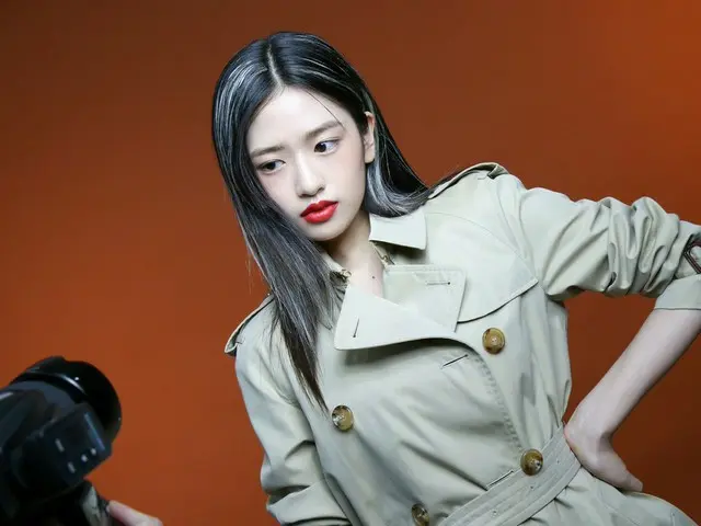 Dofficialsta[#安于锦] WAJAH BARU Pakaian musim gugur Yujin, #BurberryBeauty X #DAZE