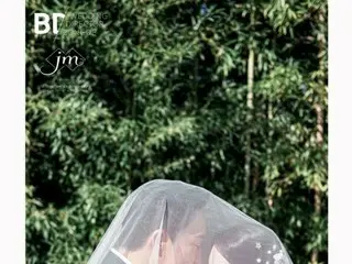 SUNNYHILL Binna merilis foto pernikahannya pada tanggal 23. Bulan madu di New Yo
