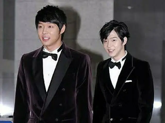 Kasus ganja adik laki-laki Park Yoo-chun dan aktor Park Yoo-hwan telah menimbulk