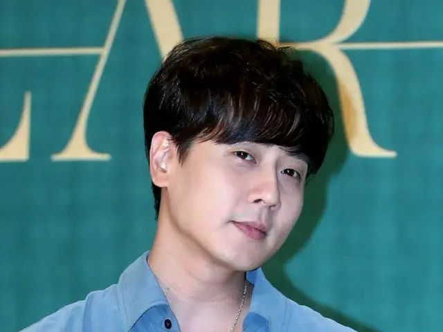 _Andy (SHINHWA)_ Dengeki mengumumkan pernikahan, menjelaskan bahwa pihak lain ad