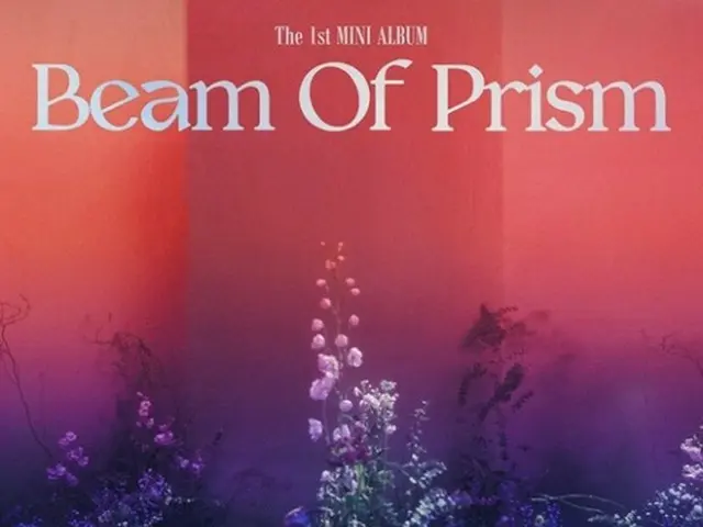 Gambar rencana perilisan dari mini album pertama 'VIVIZ' 'Beam Of Prism' telah d