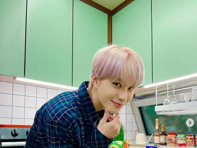 Jungwoo (NCT) mengkonfirmasi infeksi virus corona baru dengan tes PCR setelah ke