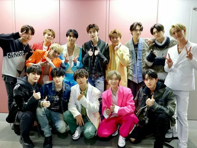 ENHYPEN muncul di "CDTV Live! Live!". Foto kenang-kenangan dengan Travis Jepang 