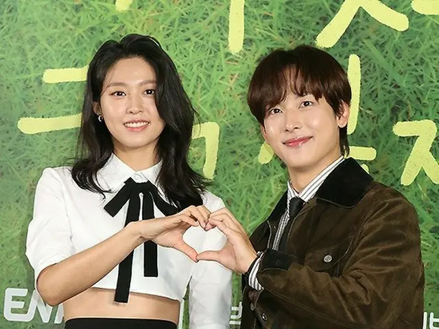 Seolhyun (AOA) dan Lim Siwan (ZE:A) menghadiri konferensi produksi acara orisina