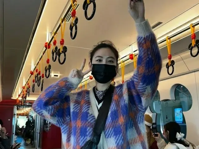 Aktris Seo Ji-seung merilis foto peringatan menikmati Tokyo DisneySea. .