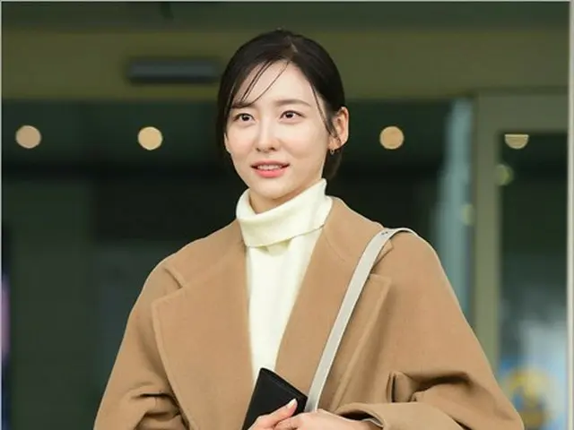Aktris Park Ji-hyun dari serial TV "The Youngest Son of the Chaebol" berperan se