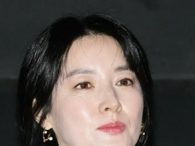 Versi paruh baya dari "Glory～Glorious Revenge～" yang dibuat oleh netizen Korea..