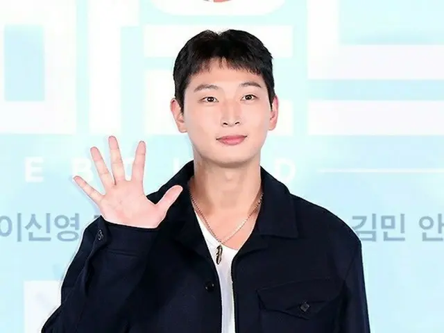 Ahn Jae Hong, Lee Shin-young, Jung Jin Woo-n (2AM), Kim Taek, Jung Gun-ju, KimMin, Ahn Ji-ho, direct