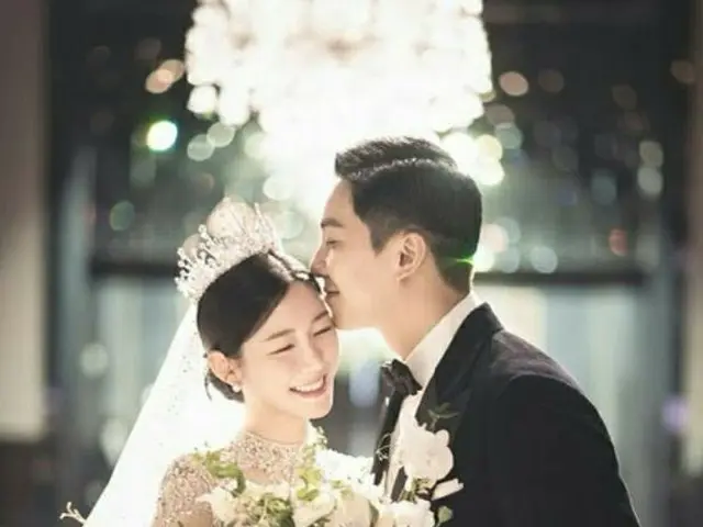 Aktor Lee Seung Gi dan Lee Da In menyumbangkan 110 juta won (sekitar 10 juta yen