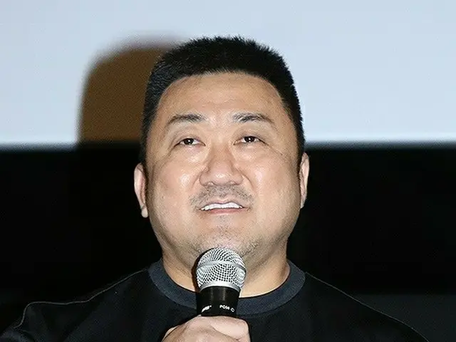 Aktor Ma Dong-seok, Lee Jun-hyuk, dan lainnya muncul dalam penyambutan panggung 