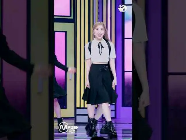 Miihi, roti kelinci itu sendiri #NizIU_ _ #MPD fancam #shorts Lebih banyak dari 