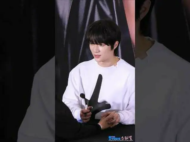 250723 Acara Penandatanganan Penggemar TXT 'Beautiful Stranger' Foto Penggemar o