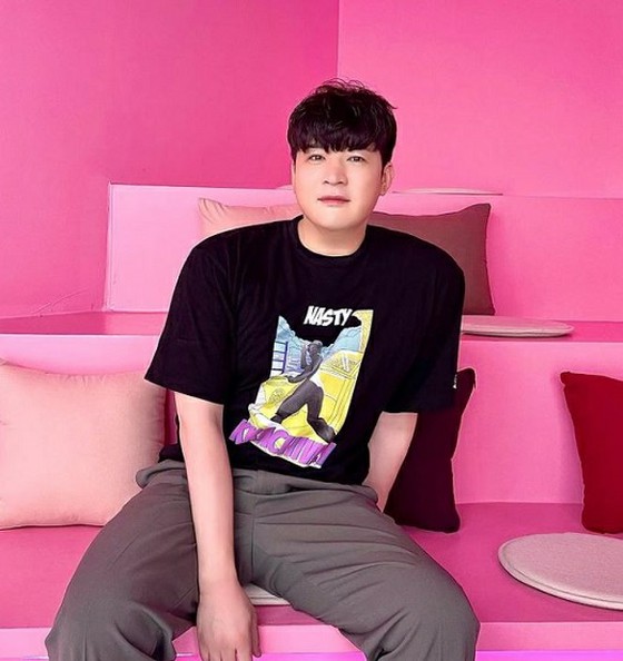 "SUPER JUNIOR" Shindong, penurunan berat badan 37kg ... Terlihat semakin tampan