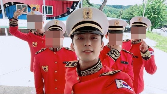 "FTISLAND" Lee Jae Jin, pesan ucapan selamat saat keluar dari militer "Saya dapat menyelesaikan kehidupan militer saya dengan bahagia"