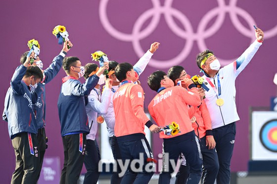 "Ayo foto bareng" Usul Kapten Korea Panahan Putra, "Senyum Jepang dan Korea" Ini Semangat Olimpiade dan Hot Topic