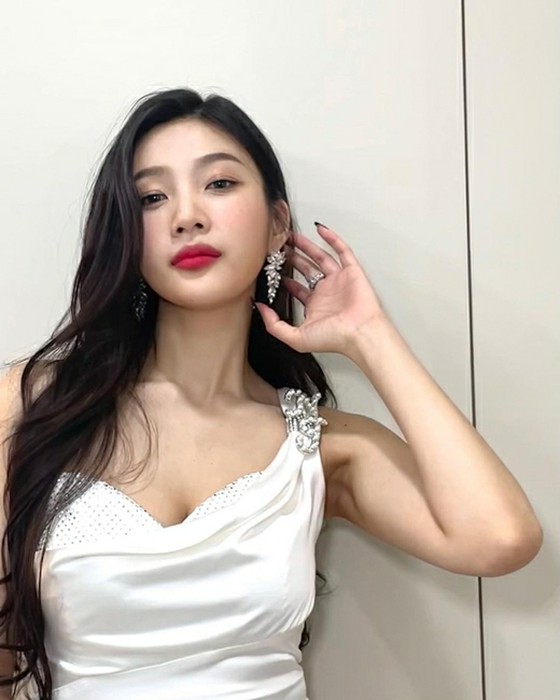 JOY (RedVelvet) semakin indah... Keindahan yang membuat kekasih Crush jatuh cinta