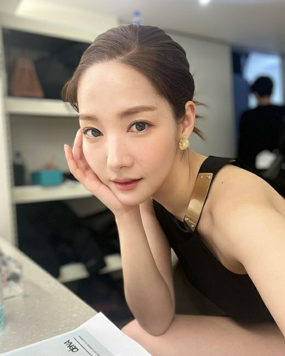 Aktris Park Min Young, "Tiba-tiba aku sangat sakit ..."