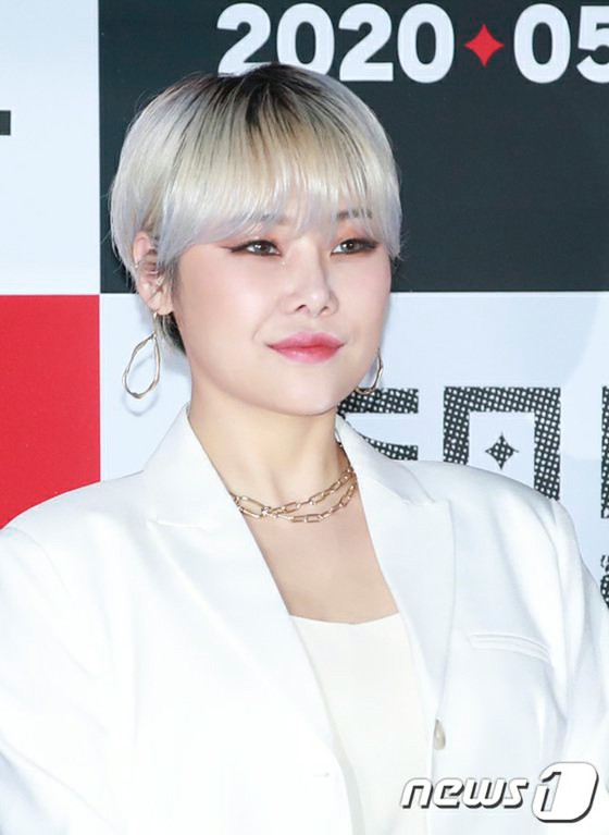 Cheetah, seorang rapper wanita, berharap untuk pemulihan cepat keluarga Park Ji Yun dalam upaya kecelakaan lalu lintas