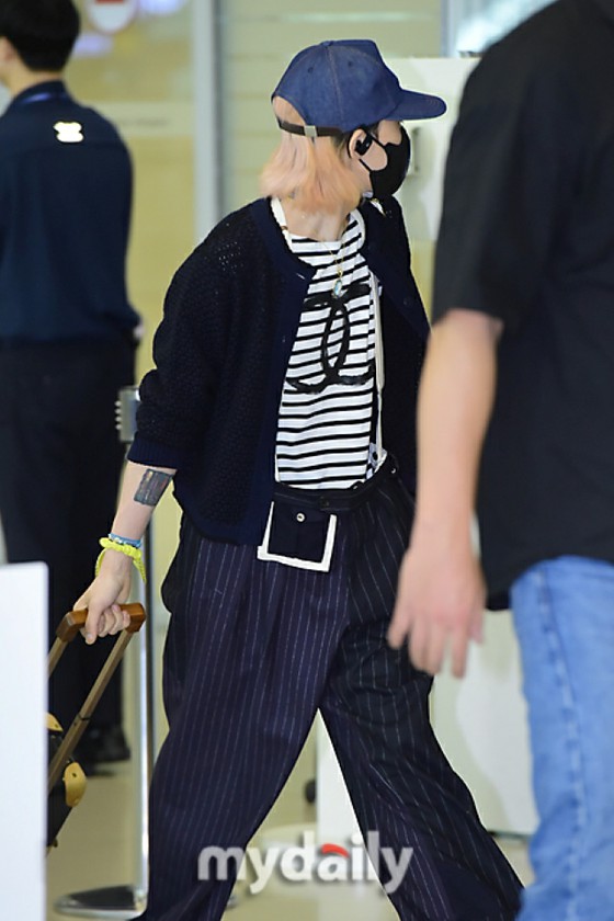 [Foto] "BIGBANG" G-DRAGON kembali ke Korea dari acara Chanel di Prancis ... Karisma yang menjadikan bandara sebagai landasan pacu