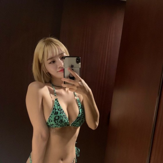 Owarai tarento Men Sunji, bikini glamor yang luar biasa ... apakah ada komedian yang imut dan seksi?