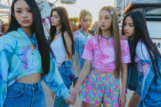Girl group baru HYBE "New Jeans", meluncurkan visual yang sempurna