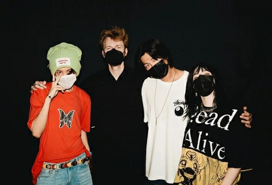 Catatan saksi mata itu benar! … "BTS" RM dan J-HOPE, Billie Eilish & saudara Finneas dan "foto bukti" dirilis
