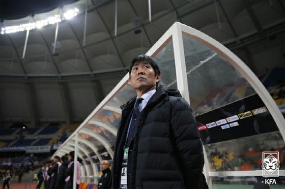 <W commentary> Bagaimana media Korea melaporkan kemajuan Jepang ke final Piala Dunia sepak bola?