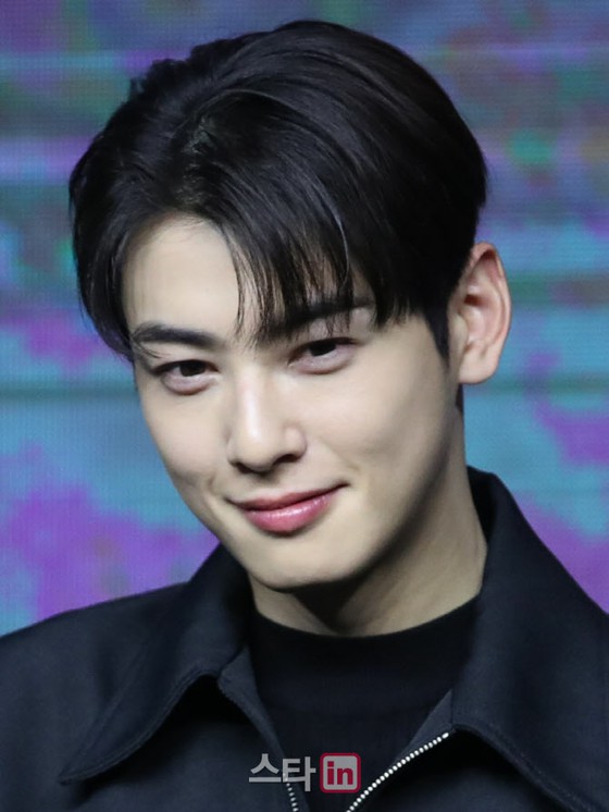 “Sebuah teaser dengan akting yang berbeda 180 derajat” Cha EUN WOO (ASTRO), “Saya tertarik dengan karakter yang menyembunyikan kesedihan dalam kecerahan”… Mengungkap alasan tampil di “Island”