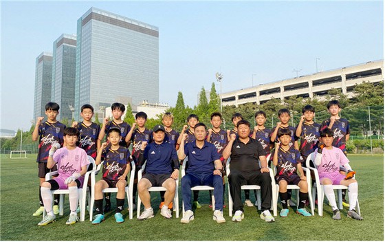 Tim sepak bola nasional U-12 Gyeonggi mulai berlatih menjelang turnamen di Jepang