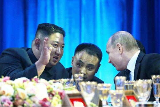 Institusi ``sanksi'' AS terkait dengan 'kesepakatan senjata Rusia-Korea Utara'