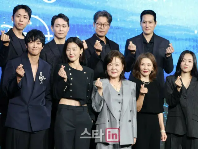 【フォト】カン・ドンウォン＆チョン・ジヒョンら、Disney+オリジナルシリーズ「北極星」制作発表会に出席