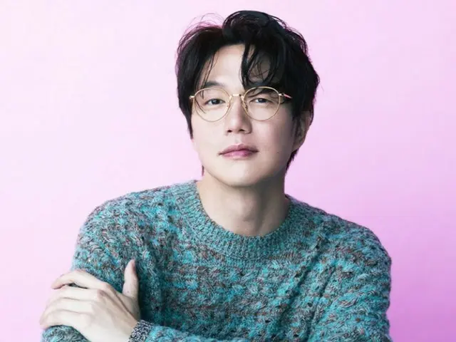 Agensi pribadi penyanyi Sung Si Kyung telah beroperasi tanpa registrasi selama 14 tahun... Pelanggaran hukum telah ditemukan di agensi Ok Ju Hyun