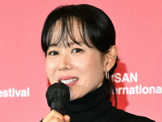 Son Ye Jin, yang membintangi film "It Can't Be Done," mengatakan, "Saya khawatir tentang kemerosotan industri film" setelah tujuh tahun... Lee Byung Hun mengomentari kecerdasan buatan (AI)