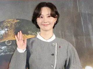 Lee YuYoung mengadakan upacara pernikahan pribadi hari ini (tanggal 21)...satu tahun setelah melahirkan putrinya