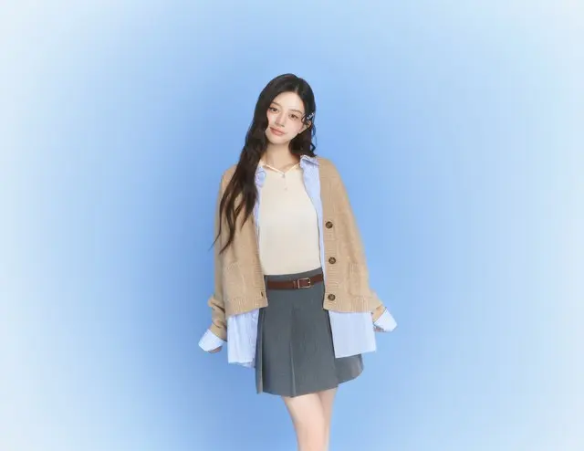 「ILLIT」のメンバーがそれぞれの個性を活かしたコーディネートを披露02