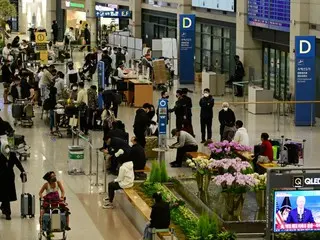 Kelompok konservatif Korea Selatan menggelar unjuk rasa menentang "masuknya warga Tiongkok tanpa visa"... "Kami tidak yakin di mana mereka menginap"