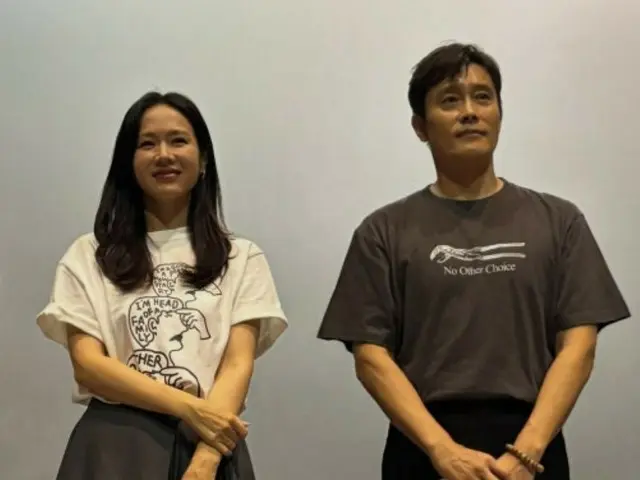 女優ソン・イェジン、「仕方ない」最後の舞台あいさつで涙1