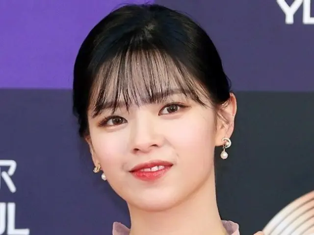 Jeongyeon TWICE batalkan konser di Filipina karena alasan kesehatan... "Pemulihan adalah prioritas utama saya"