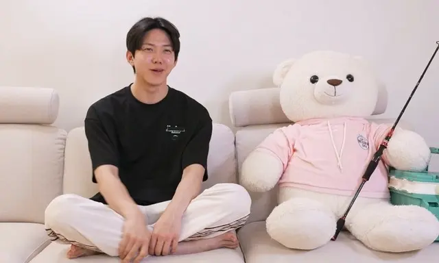 「DAY6」ドウン、「No Brain」の新居を訪問…「一番尊敬する方」