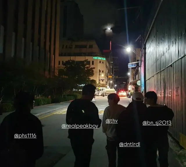 「BTS」V、パク・ソジュン＆チェ・ウシク＆パク・ヒョンシクなど“ウガファミリー”と集まる…親友たちの仲良しぶりにほっこり02