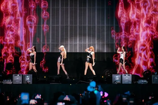 「BLACKPINK」、高雄の夜をピンク色に染める…チケット完売で10万人が熱狂