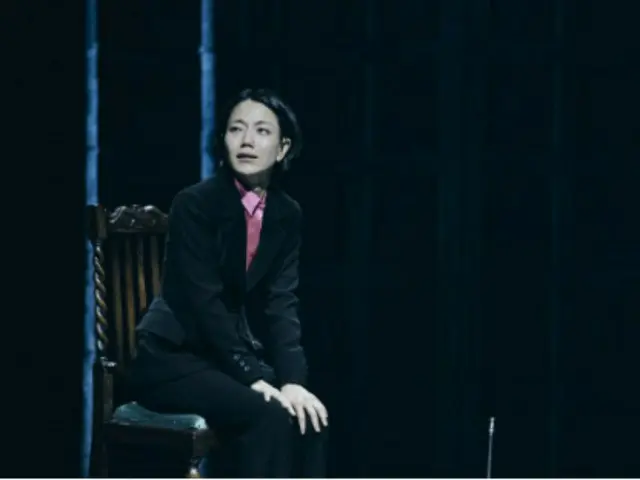 女優キム・シンロク、世の中に出る勇気一歩…一人芝居「プリマ・ファシ」が投げかけた質問